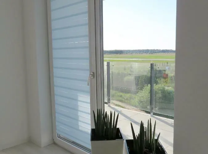 Апартаменты Azure Mare B&m